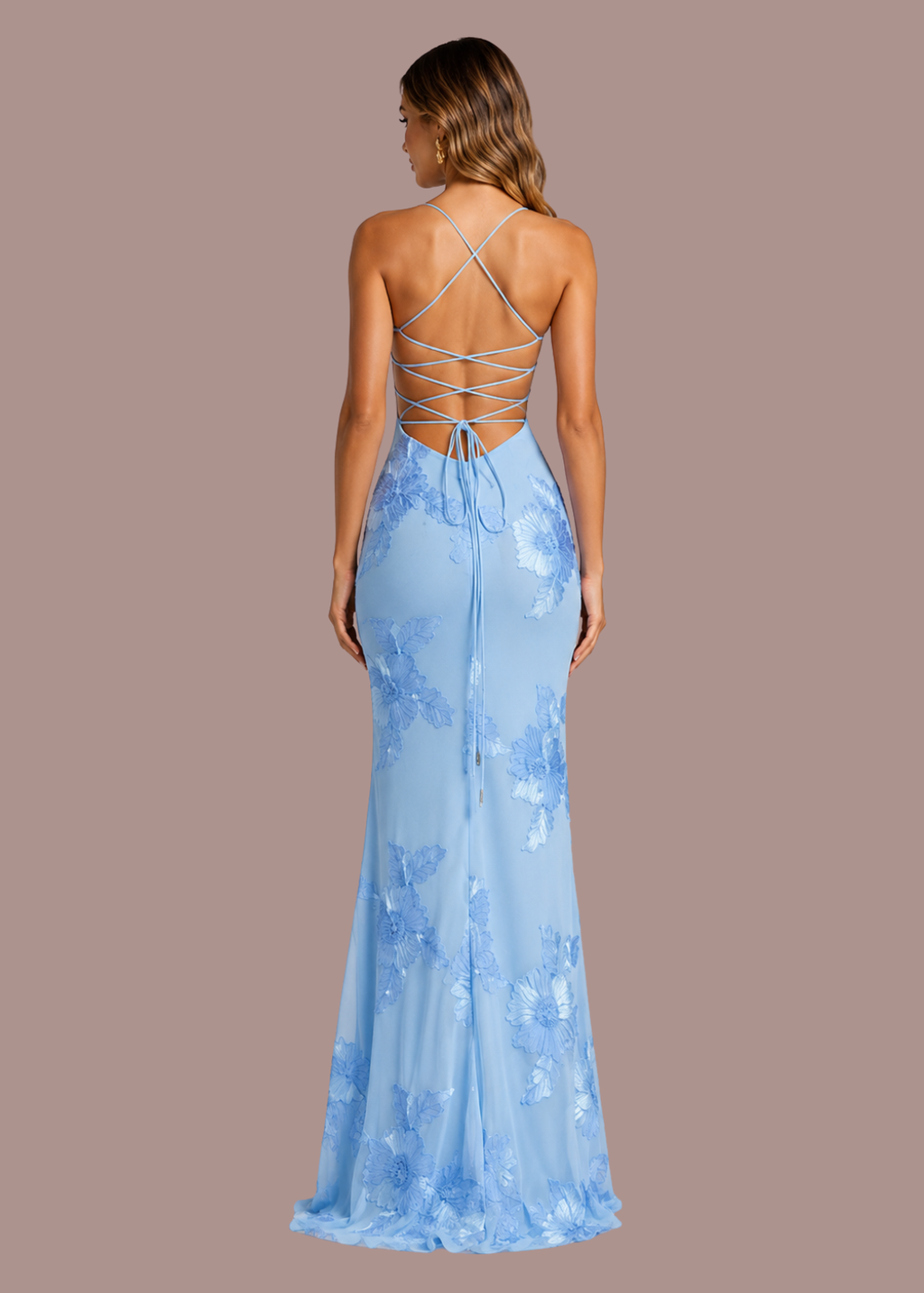 Abito lungo a corsetto con scollo a cuore e ricami floreali