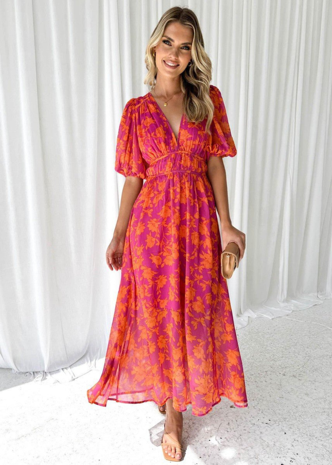 Abito midi a fiori con scollo a V e maniche a sbuffo