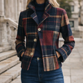 Cappotto a quadri con collo alto