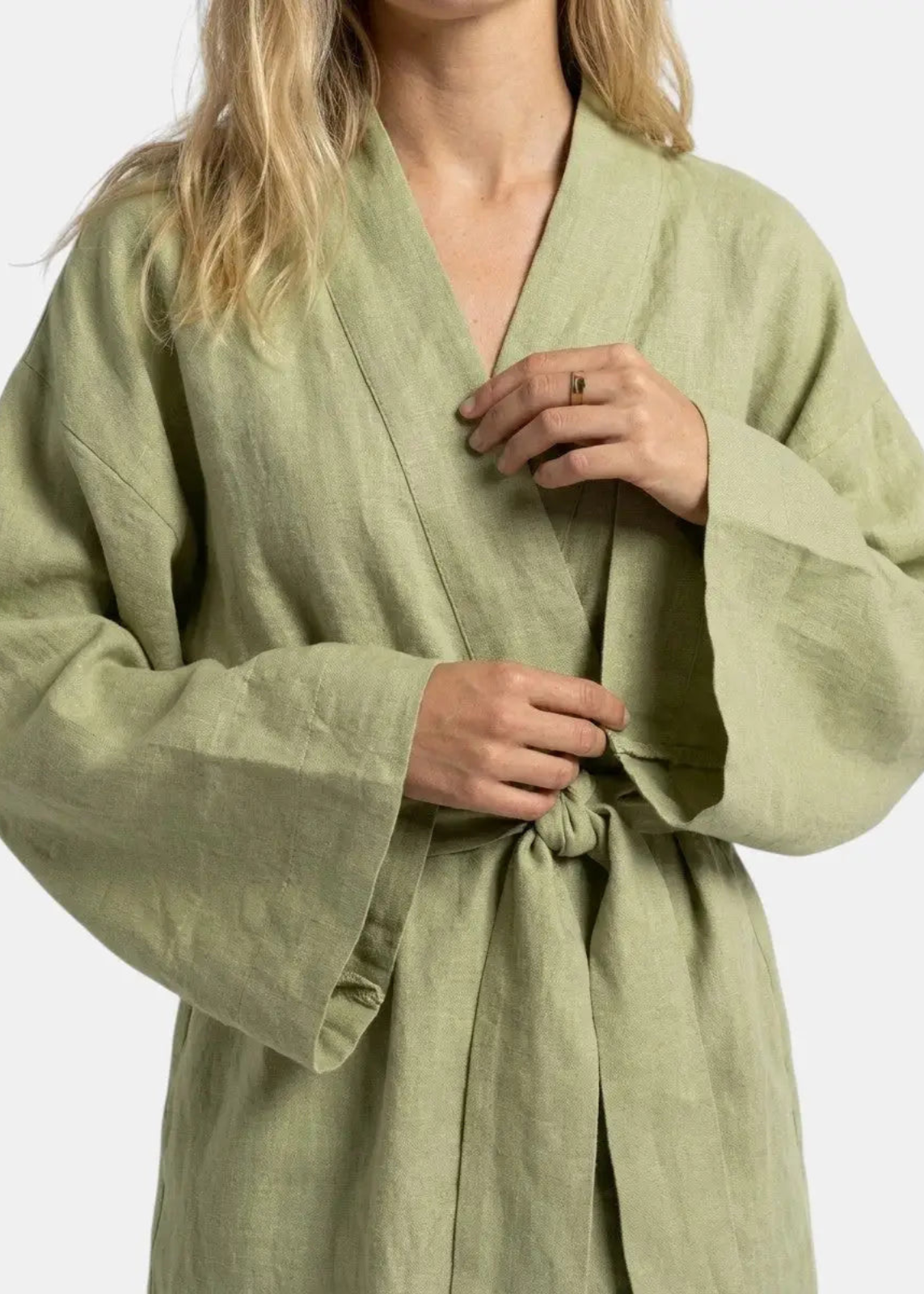 Abito a kimono in lino a portafoglio con cintura a fiocco