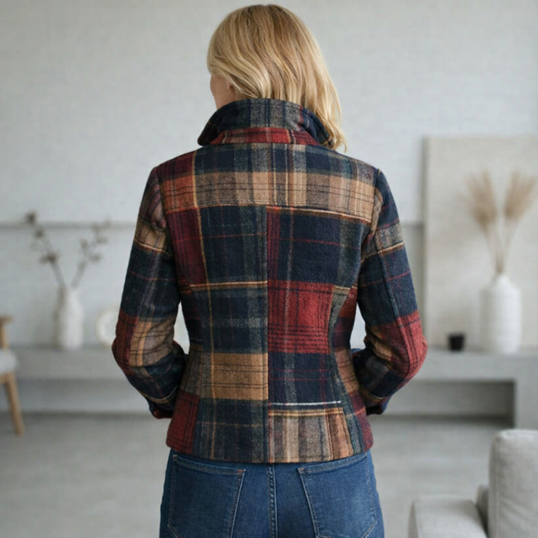 Cappotto a quadri con collo alto