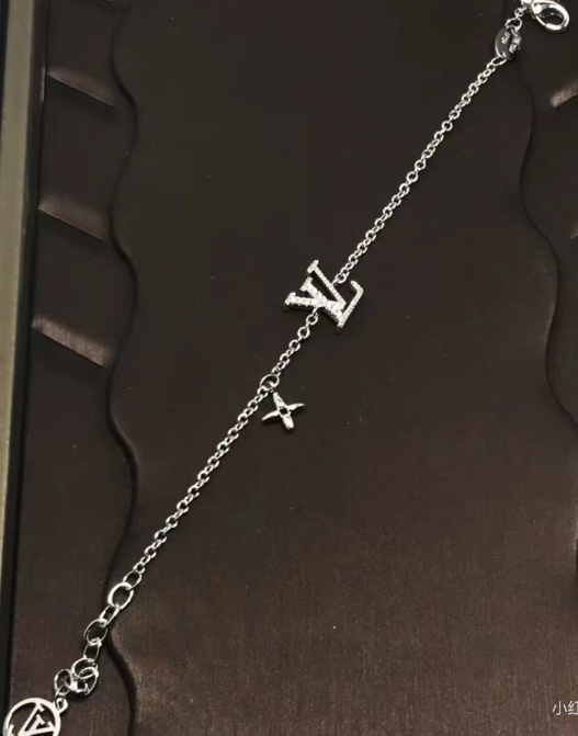EXCLUSIVE | Armband Mesmera
