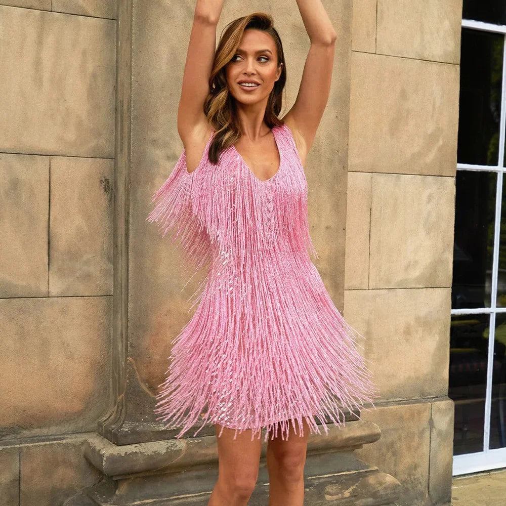 Abito da cocktail midi con gonna a trapezio e vita sagomata