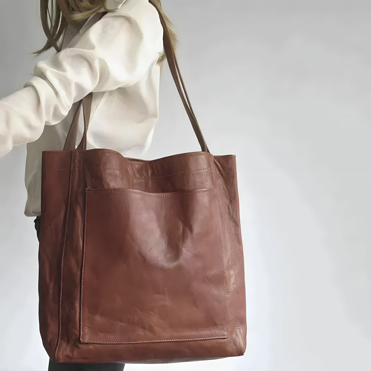 Borsa a mano con zip e ampio scomparto interno