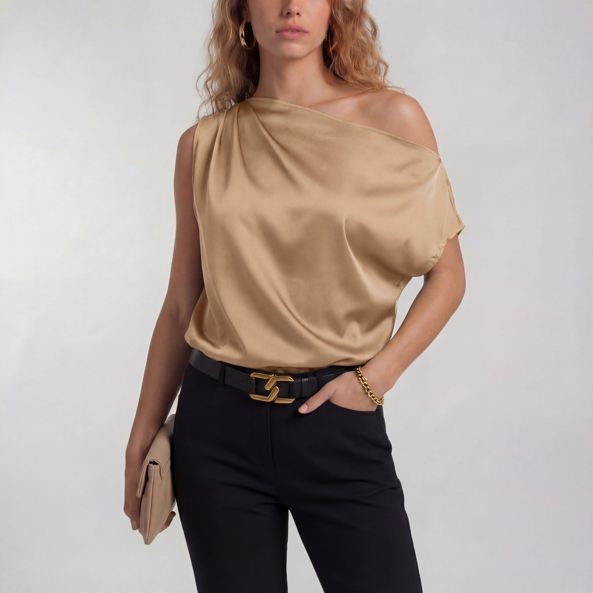 Blusa monospalla con drappeggio