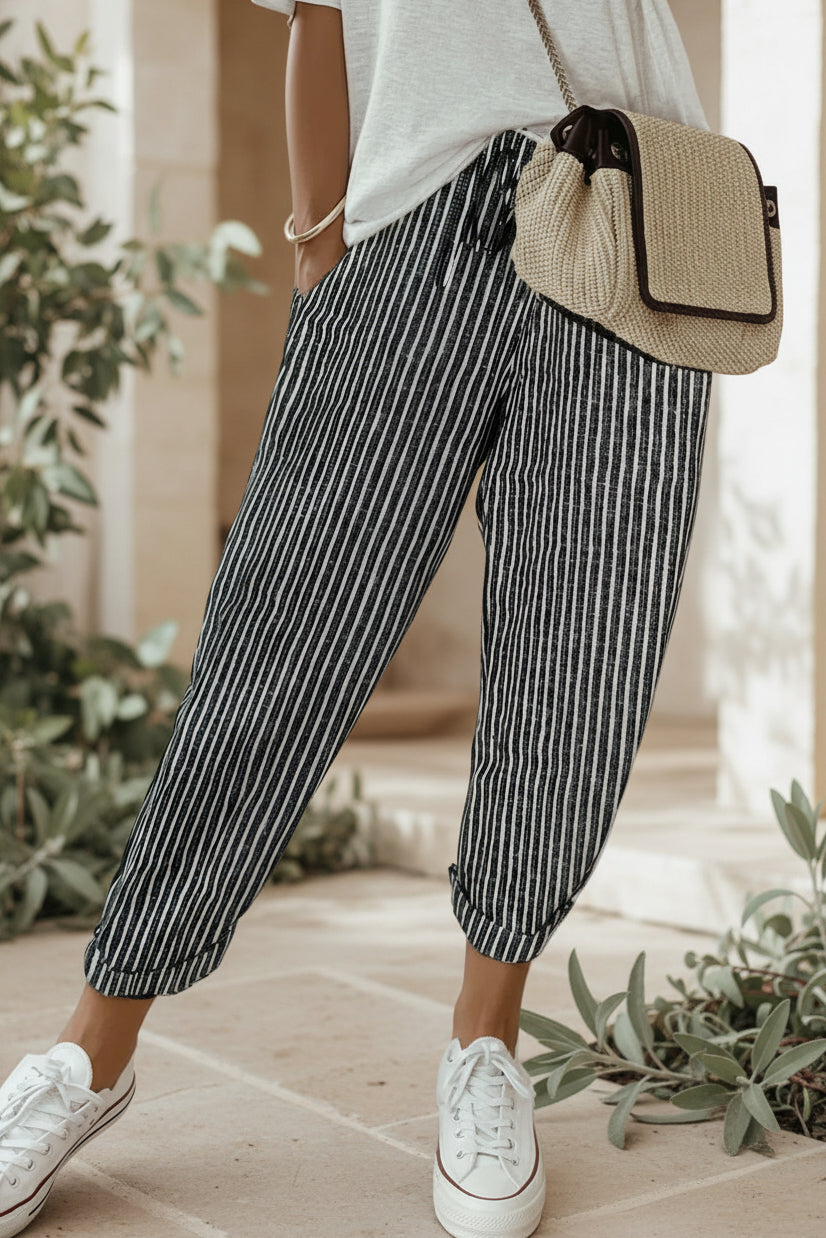 Pantaloni estivi leggeri dal taglio rilassato