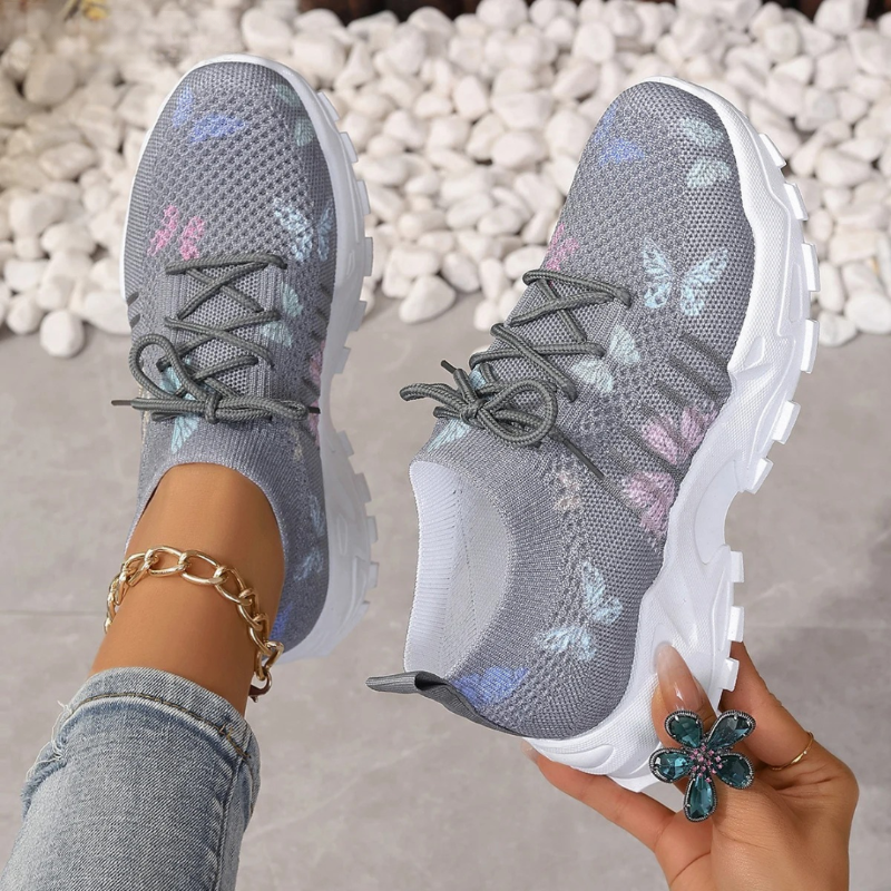 Sneakers slip on leggere dalla calzata ampia