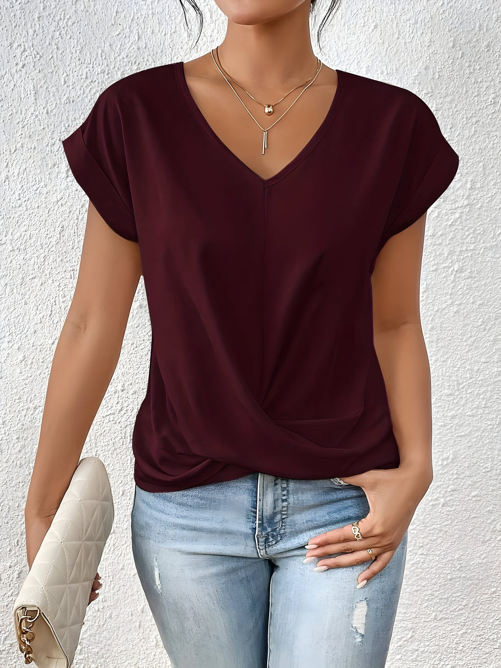 Top con dettaglio twist e scollo a V