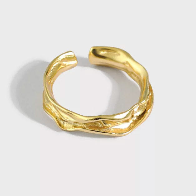 Anello regolabile dal profilo classico