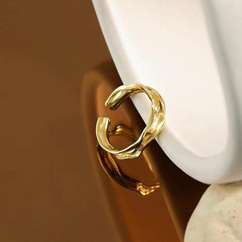 Anello regolabile dal profilo classico