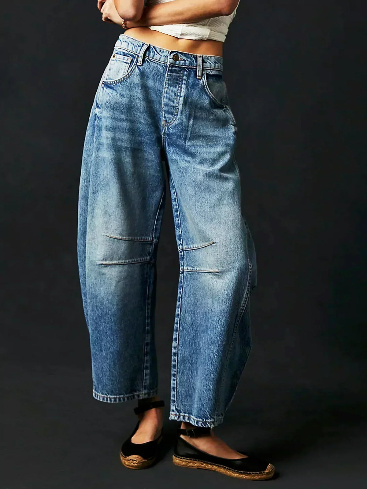 Jeans a vita alta con gamba larga in due lavaggi